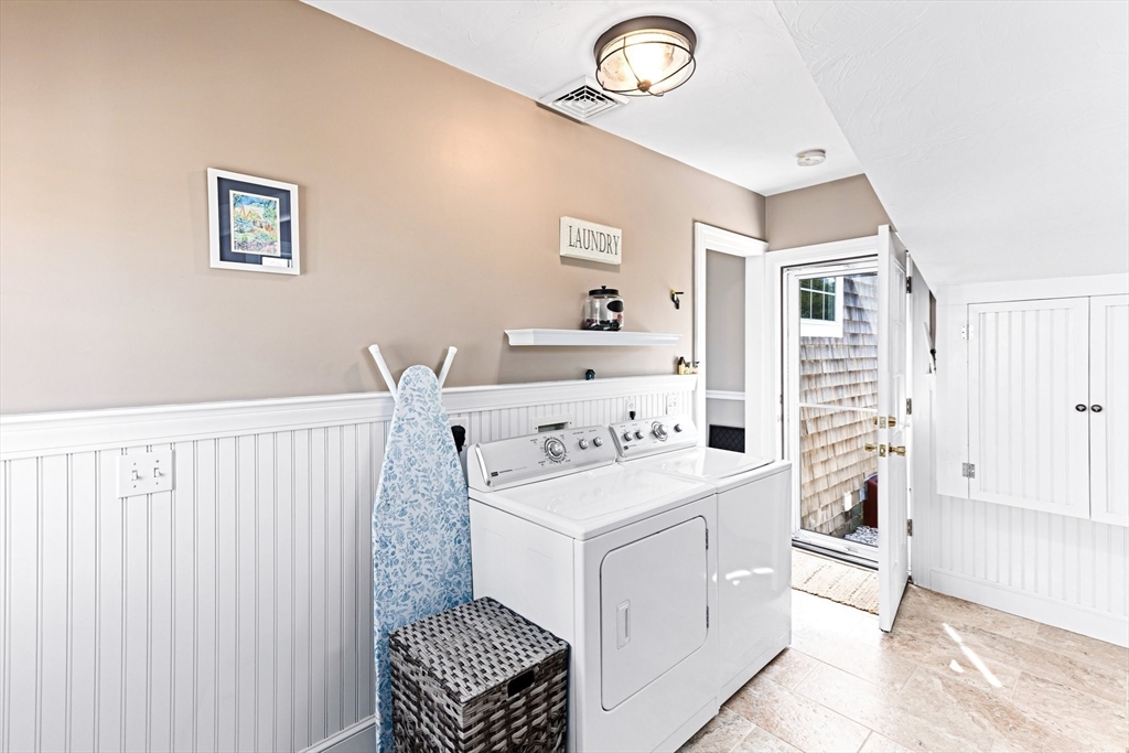 Bourne, Massachusetts, 02559, United States, 2 Bedrooms Bedrooms, ,2 BathroomsBathrooms,Residential,For Sale,1921886