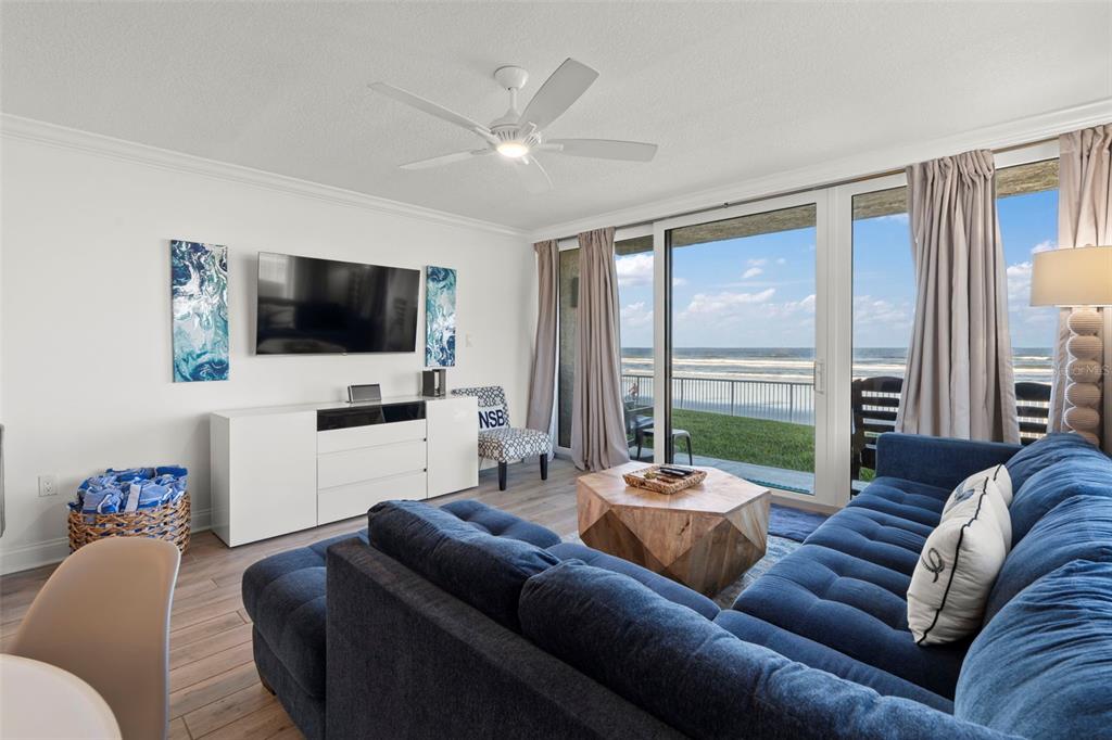 New Smyrna Beach, Florida, 32169, United States, 2 Bedrooms Bedrooms, ,3 BathroomsBathrooms,Residential,For Sale,1987395