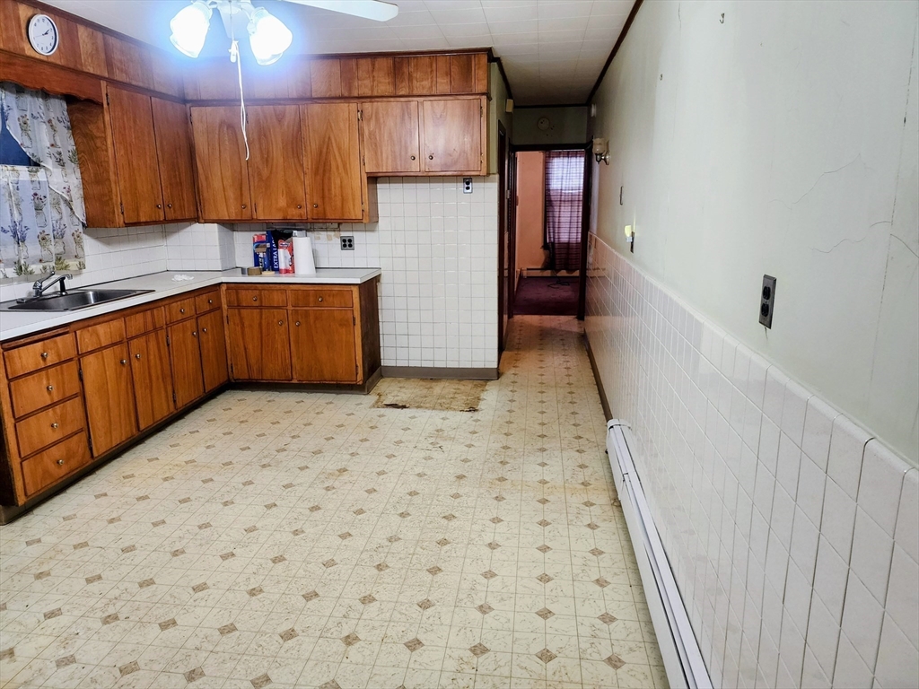 Boston, Massachusetts, 02128, United States, 4 Bedrooms Bedrooms, ,2 BathroomsBathrooms,Residential,For Sale,1975613