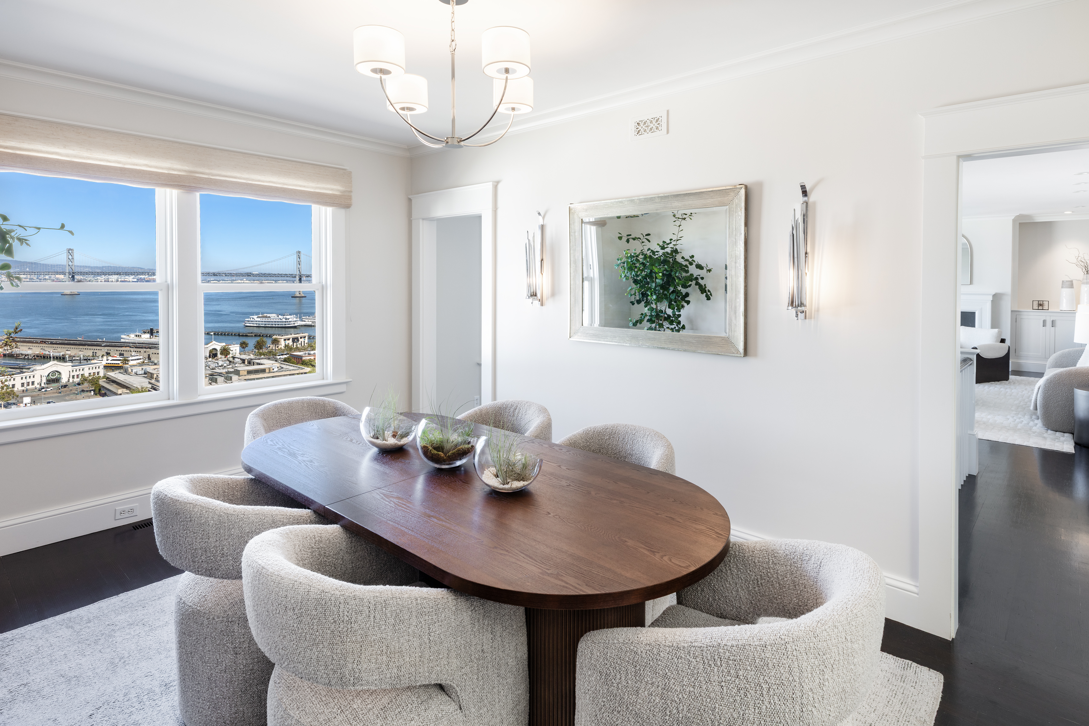  Jewel Box Home with Bridge Bay Views - 物件實景