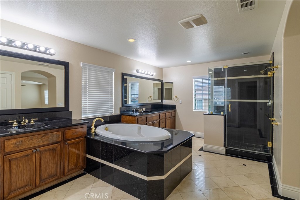Corona, California, 92882, United States, 5 Bedrooms Bedrooms, ,3 BathroomsBathrooms,Residential,For Sale,2032195