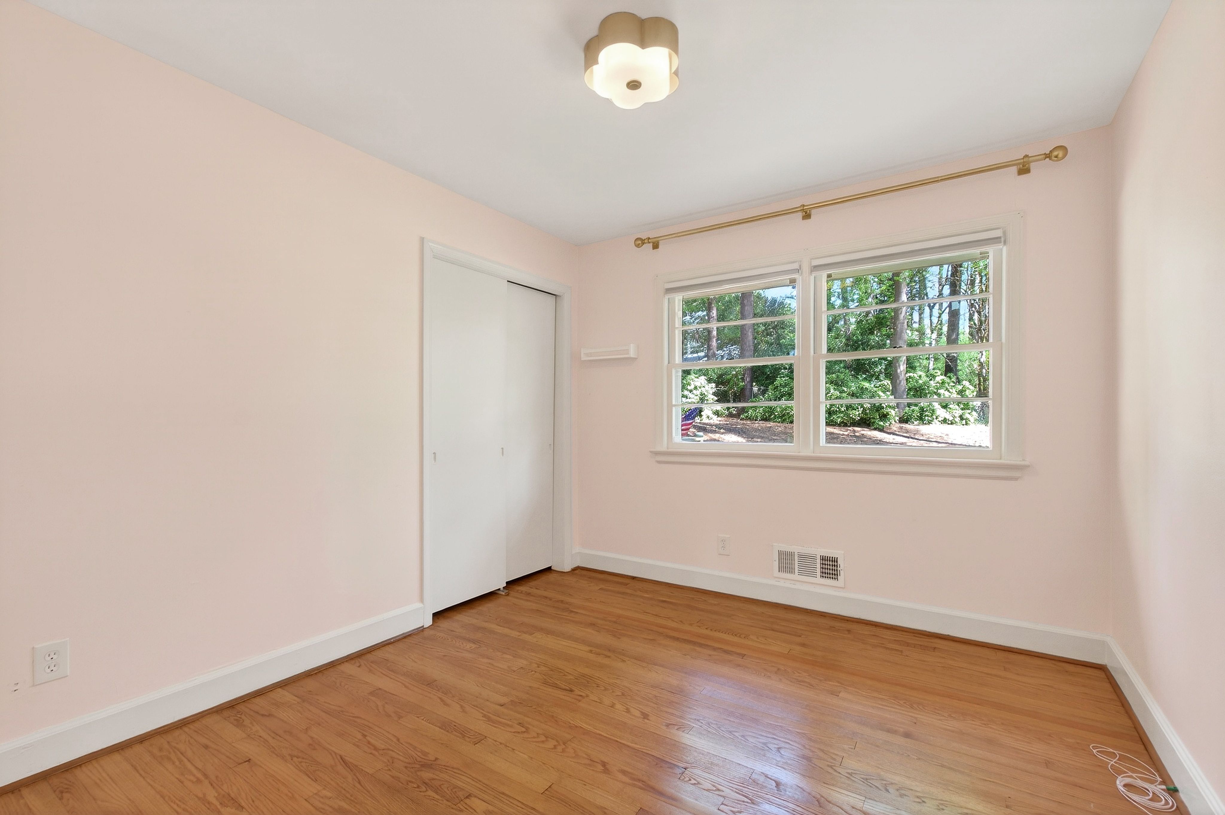  908 Brookwood Drive, Raleigh, NC, 27607 - 物件實景