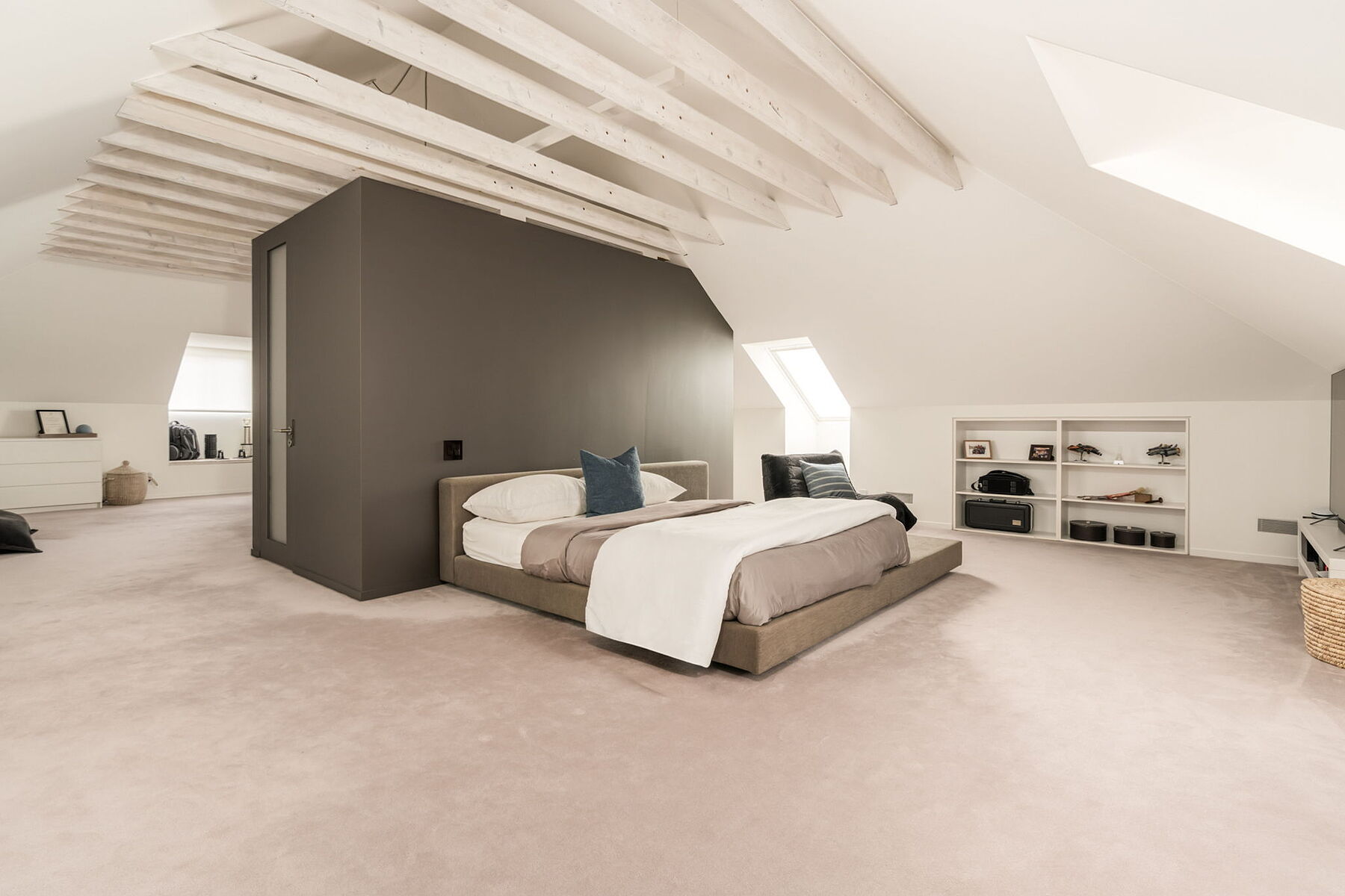  Minimalist Mastery in Rosedale - 物件實景
