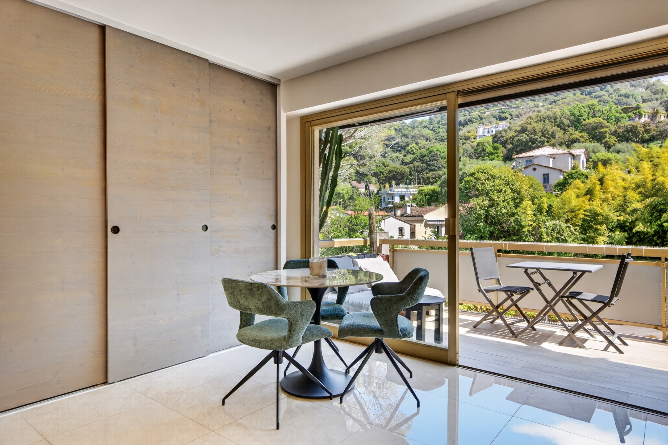  La Californie - Co-exclusive Apartment with rooftop terrace and open nature vie… - 物件實景