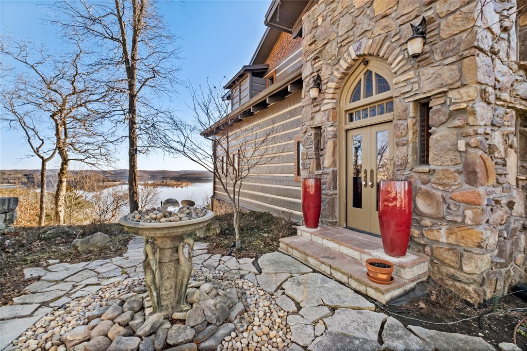 Eureka Springs, Arkansas, 72631, United States, ,Residential,For Sale,1837685