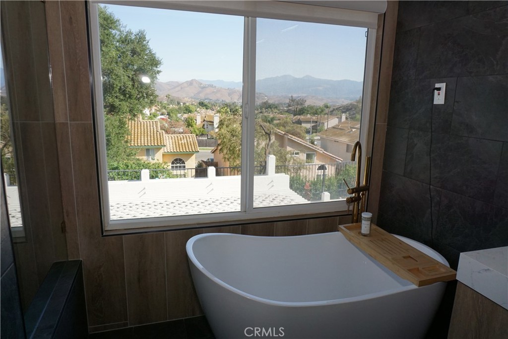 Corona, California, 92879, United States, 4 Bedrooms Bedrooms, ,3 BathroomsBathrooms,Residential,For Sale,1874942