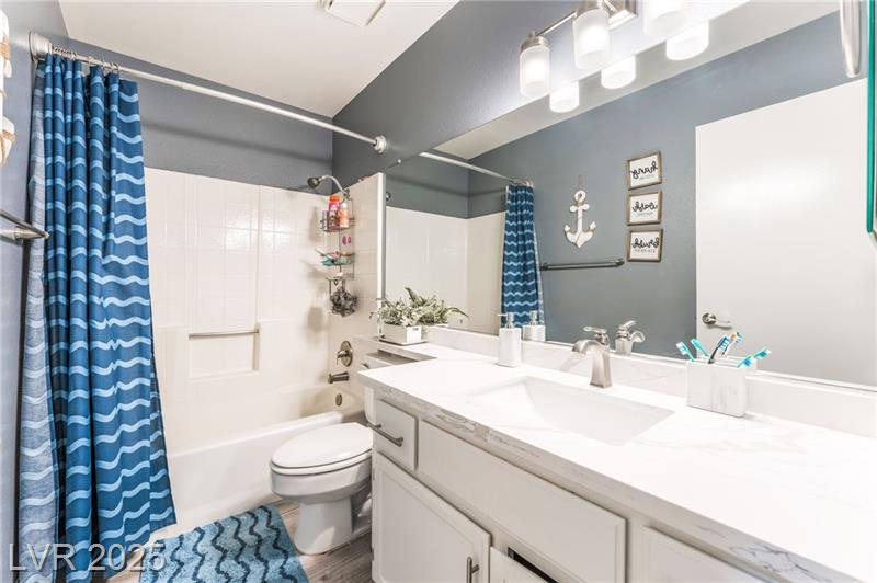 North Las Vegas, Nevada, 89031, United States, 3 Bedrooms Bedrooms, ,2 BathroomsBathrooms,Residential,For Sale,1920632