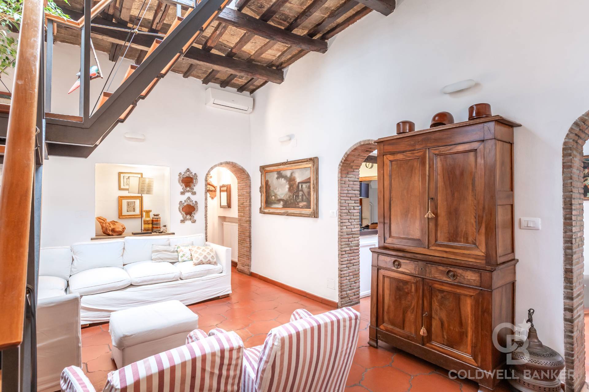 Roma, Roma, 00100, IT, 3 Bedrooms Bedrooms, ,2 BathroomsBathrooms,Residential,For Sale,1837964