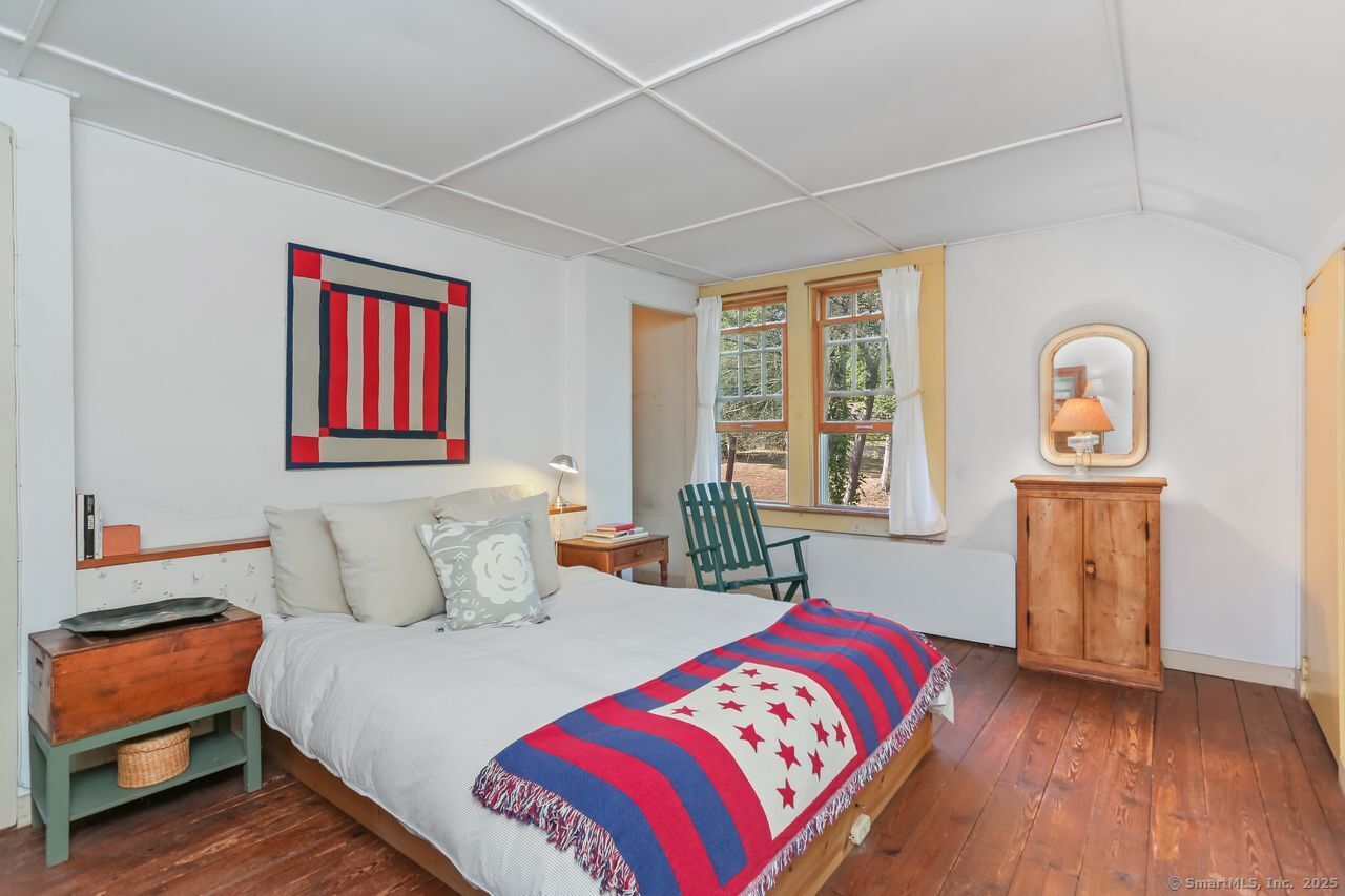 Westport, Connecticut, 06880, United States, 4 Bedrooms Bedrooms, ,3 BathroomsBathrooms,Residential,For Sale,1938739