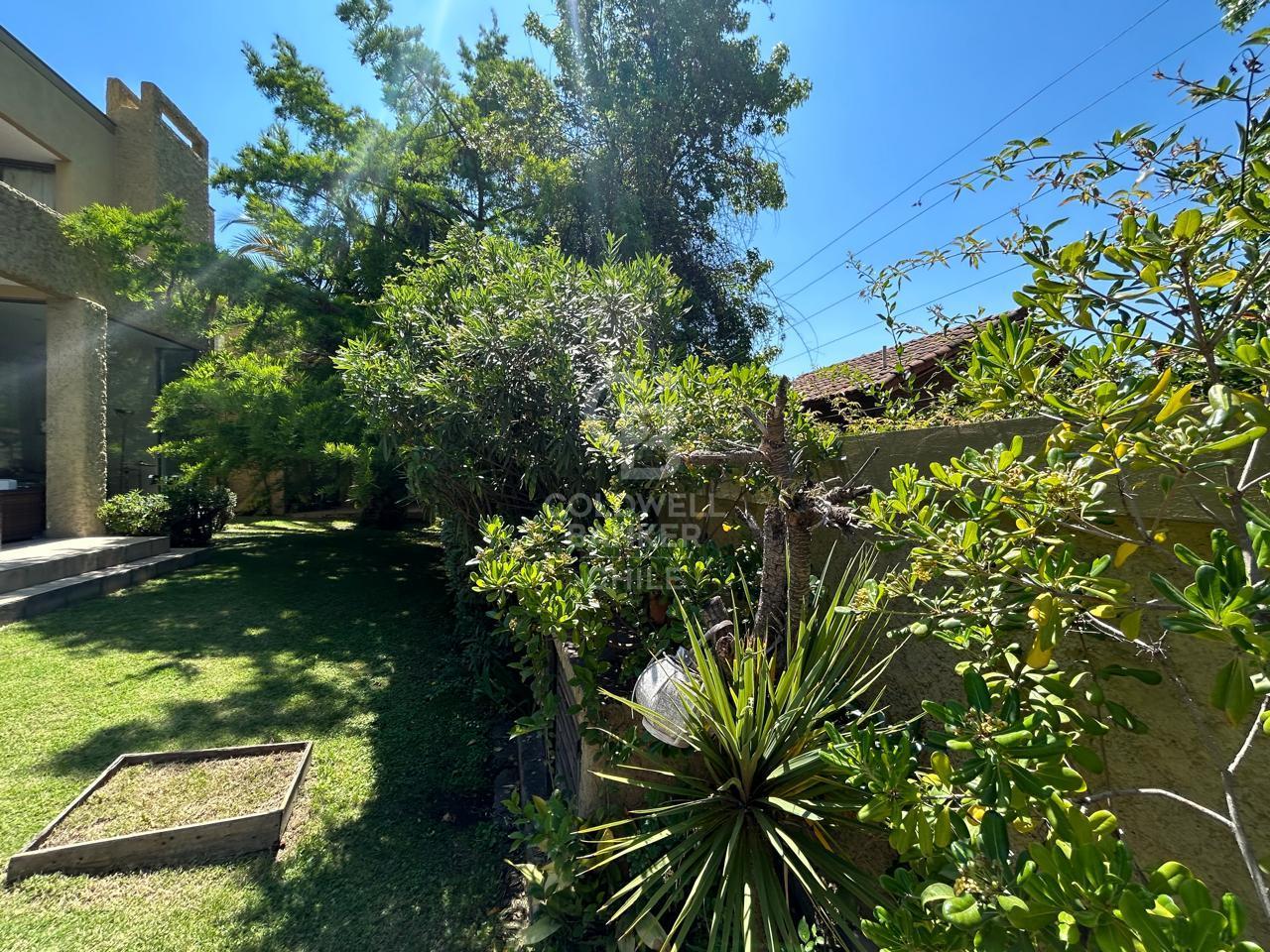 Las Condes, Chile, 5 Bedrooms Bedrooms, ,4 BathroomsBathrooms,Residential,For Sale,1960826