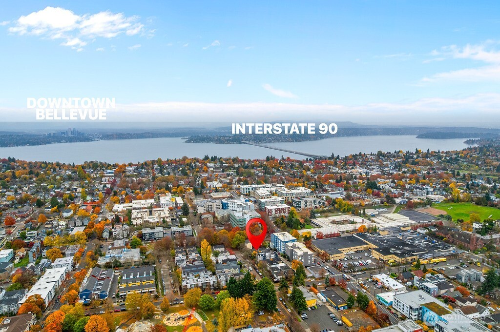 Seattle, Washington, 98144, United States, 2 Bedrooms Bedrooms, ,2 BathroomsBathrooms,Residential,For Sale,1987388