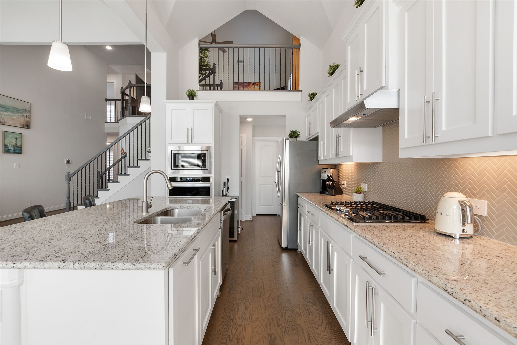 Fort Worth, Texas, 76262, United States, 5 Bedrooms Bedrooms, ,4 BathroomsBathrooms,Residential,For Sale,1917632