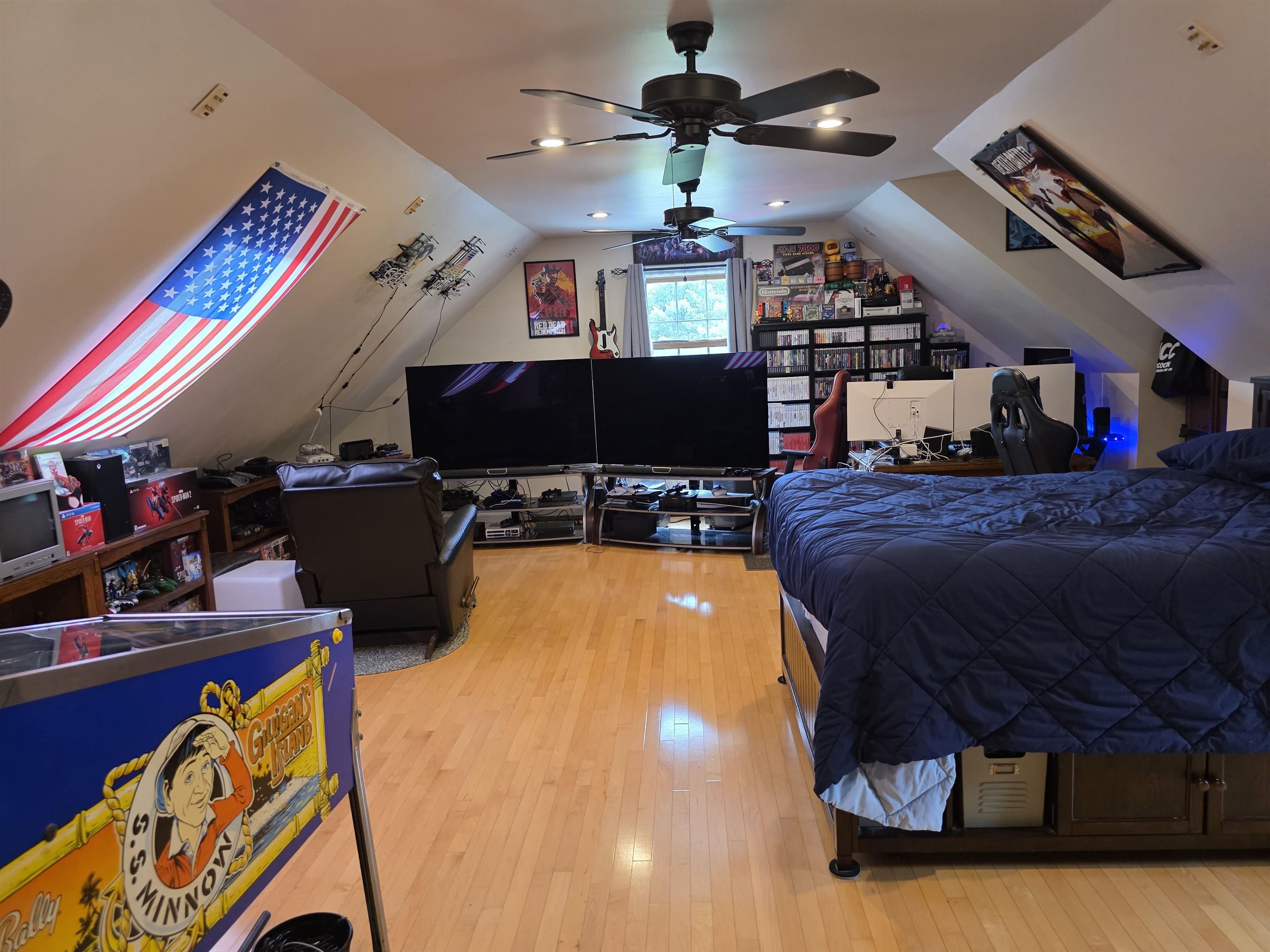 Colchester, Vermont, 05446, United States, 4 Bedrooms Bedrooms, ,3 BathroomsBathrooms,Residential,For Sale,1895144