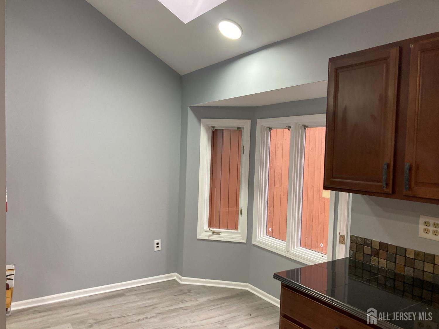 North Brunswick, New Jersey, 08902, United States, 3 Bedrooms Bedrooms, ,2 BathroomsBathrooms,Residential,For Sale,1999515