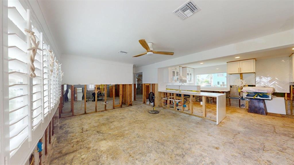 Redington Beach, Florida, 33708, United States, 3 Bedrooms Bedrooms, ,2 BathroomsBathrooms,Residential,For Sale,1895824