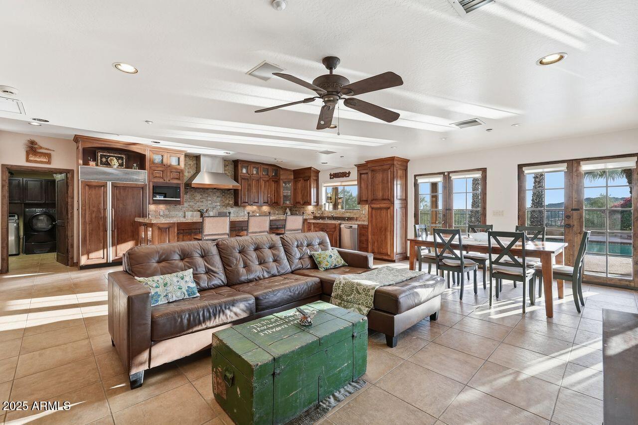 Fountain Hills, Arizona, 85268, United States, 5 Bedrooms Bedrooms, ,5 BathroomsBathrooms,Residential,For Sale,1998459