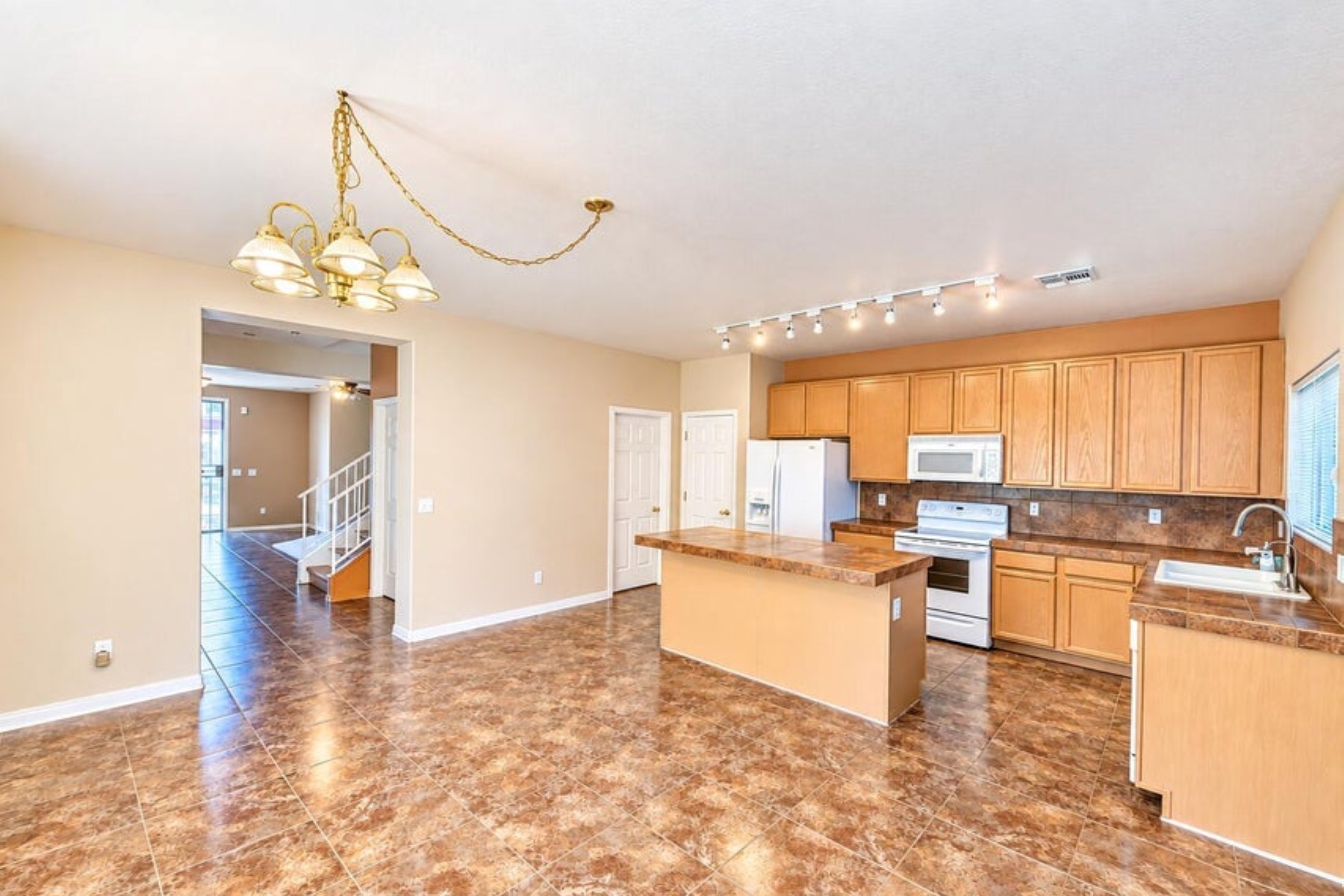  4196 E Stone River Drive¦Tucson, AZ - 物件實景