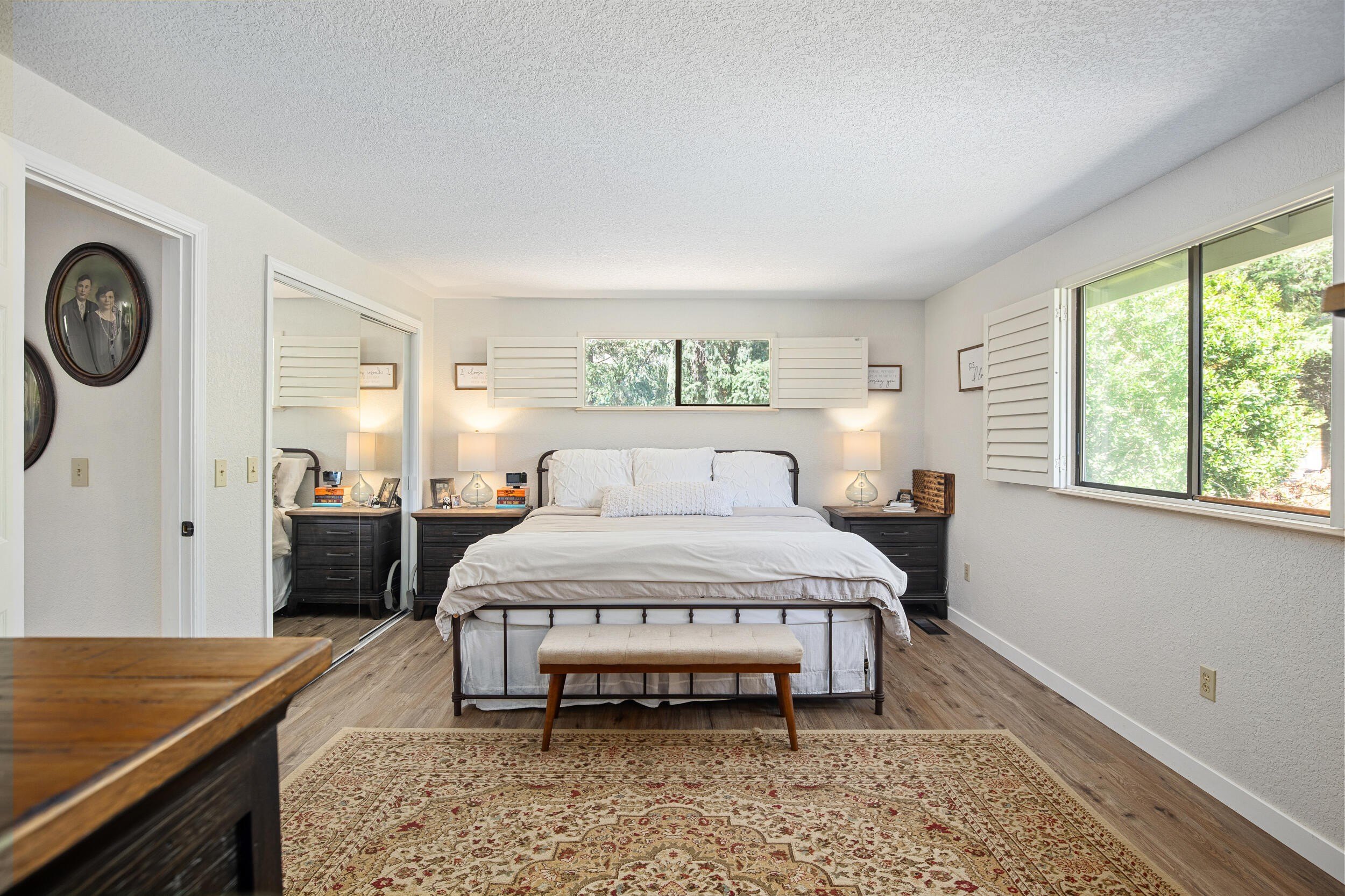 Grants Pass, Oregon, 97527, United States, 3 Bedrooms Bedrooms, ,3 BathroomsBathrooms,Residential,For Sale,1928717