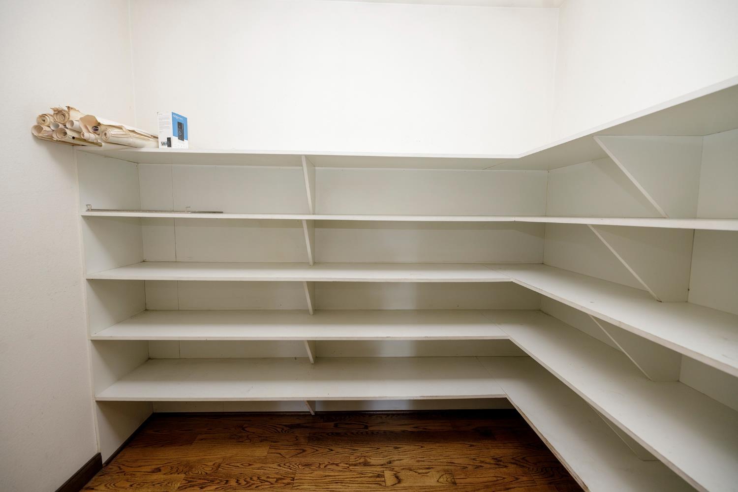 Turlock, California, 95380, United States, 4 Bedrooms Bedrooms, ,5 BathroomsBathrooms,Residential,For Sale,1992358