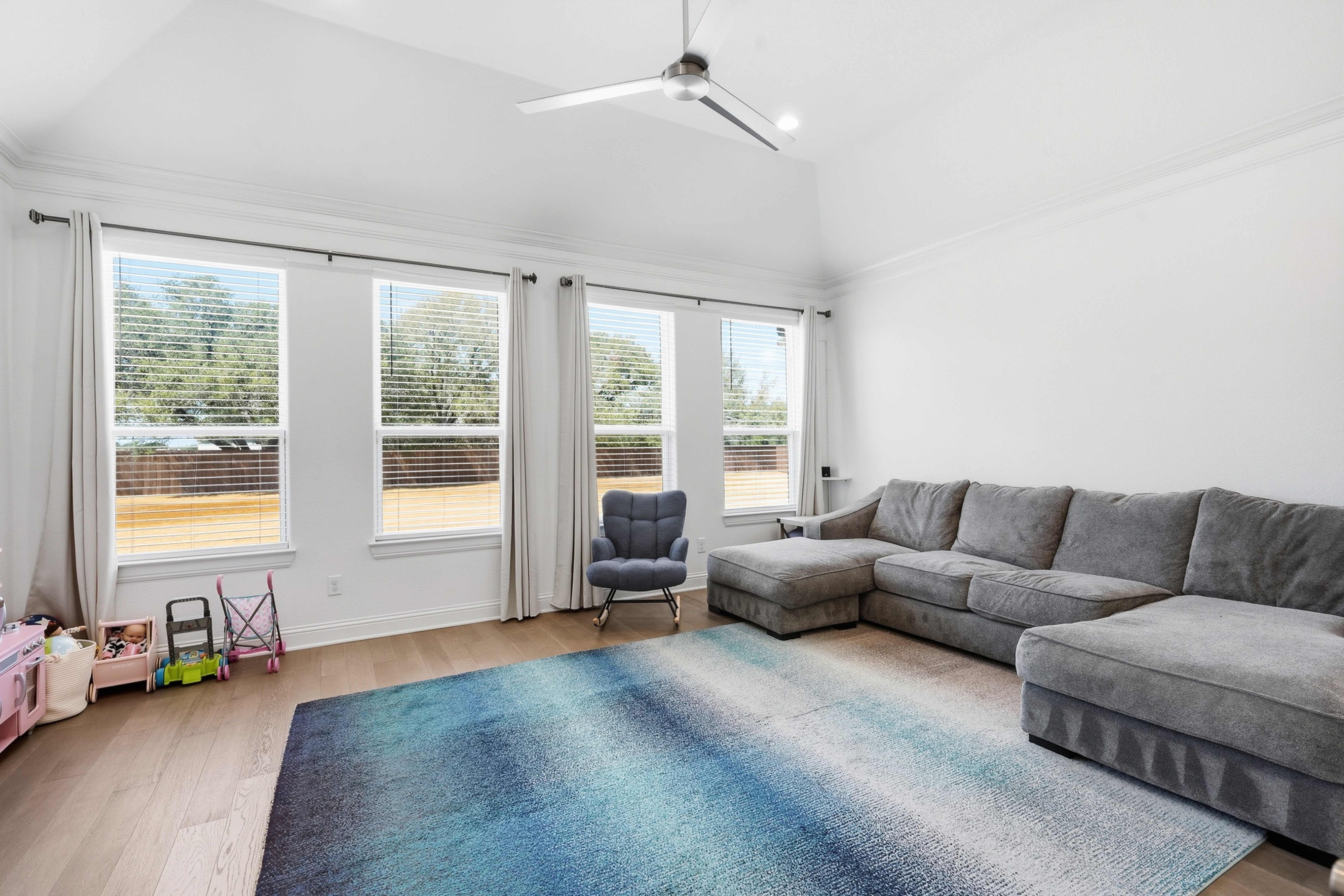  Light Filled Luxury in Panther Creek Estates - 物件實景
