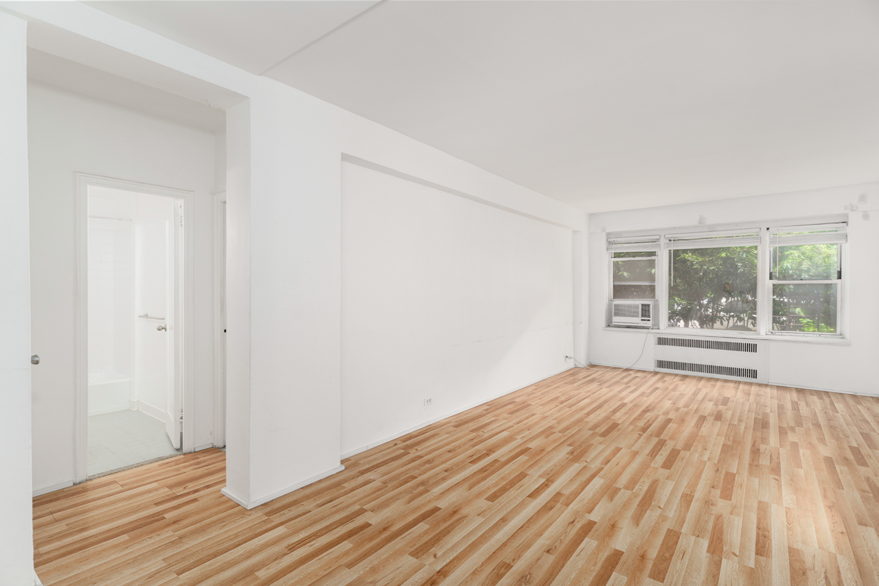  ?RENOVATED ONE BEDROOM ON THE GARDEN LEVEL? - 物件實景