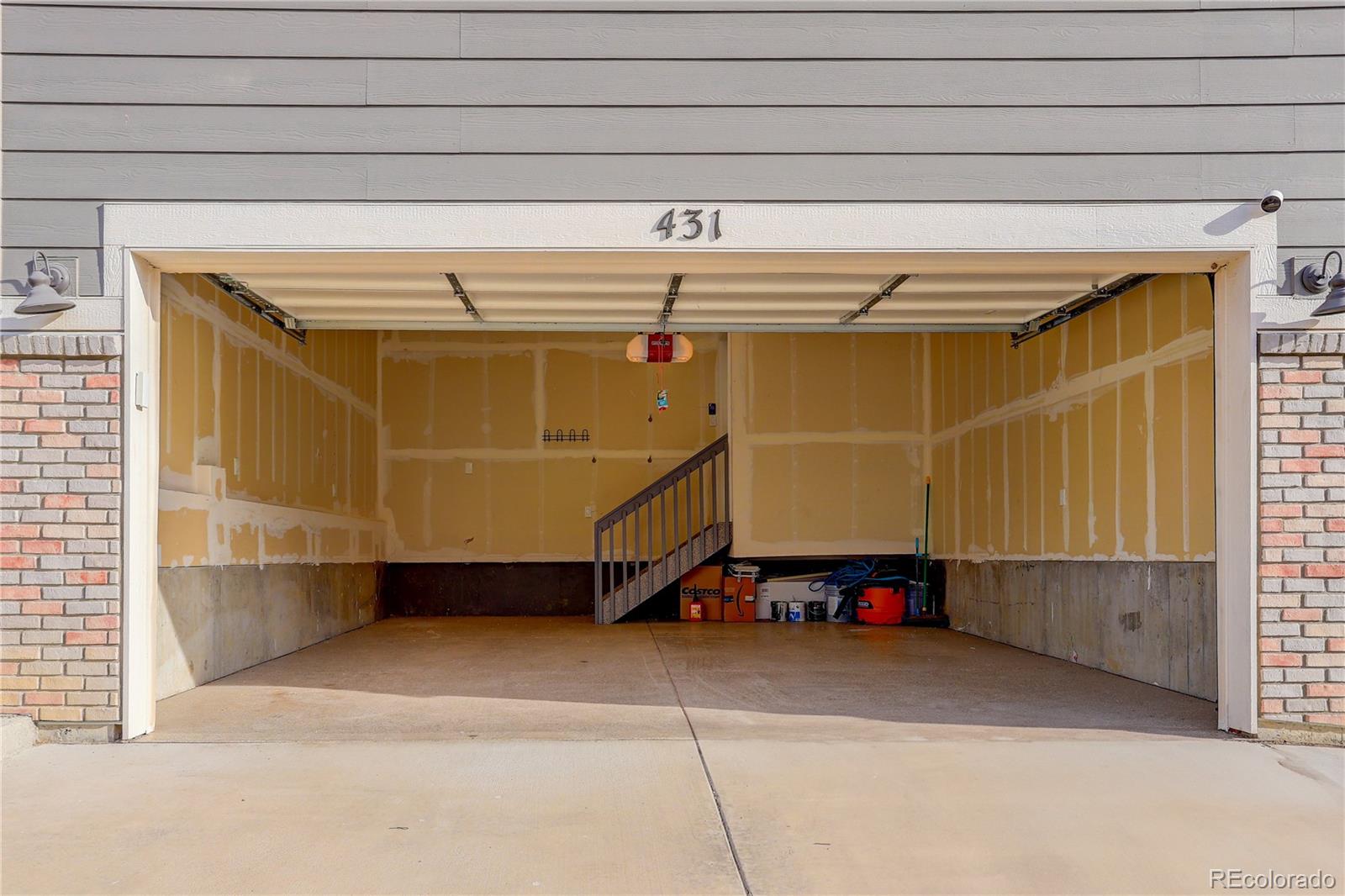 Castle Pines, Colorado, 80108, United States, 3 Bedrooms Bedrooms, ,2 BathroomsBathrooms,Residential,For Sale,1865426