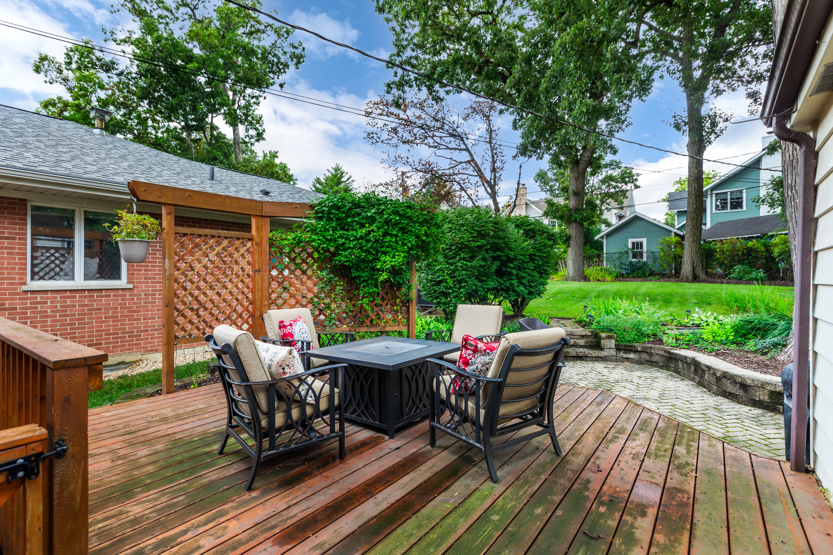 Downers Grove, Illinois, 60515, United States, 3 Bedrooms Bedrooms, ,3 BathroomsBathrooms,Residential,For Sale,1925036