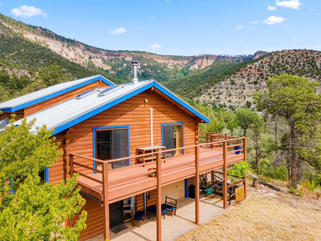 Jemez Springs, New Mexico, 87025, United States, 3 Bedrooms Bedrooms, ,3 BathroomsBathrooms,Residential,For Sale,1912004