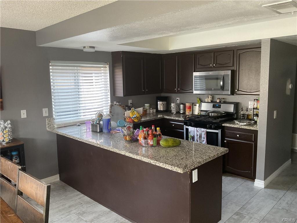 Moreno Valley, California, 92557, United States, 3 Bedrooms Bedrooms, ,2 BathroomsBathrooms,Residential,For Sale,1864077