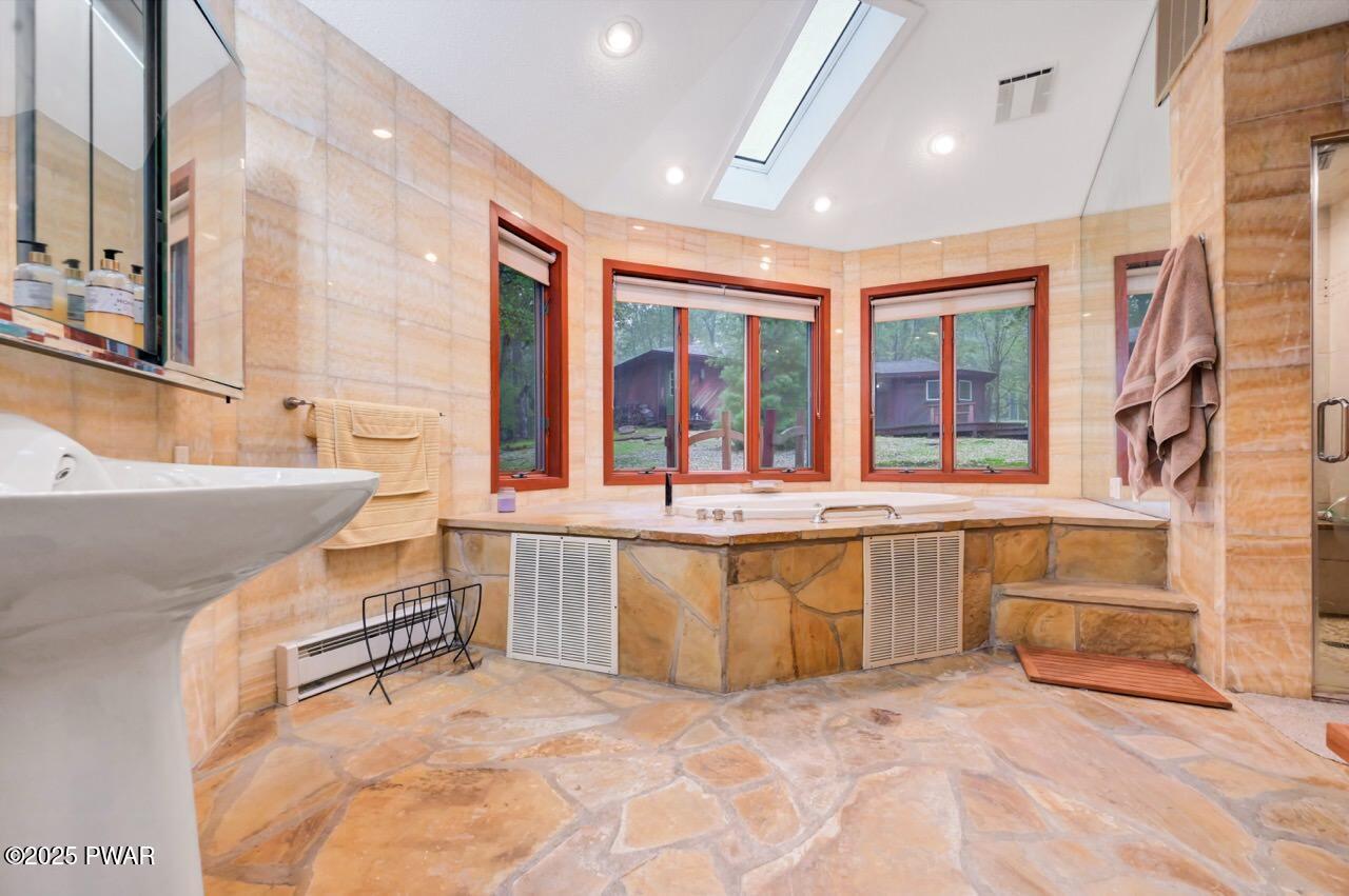 Hawley, Pennsylvania, 18428, United States, 3 Bedrooms Bedrooms, ,3 BathroomsBathrooms,Residential,For Sale,1937787