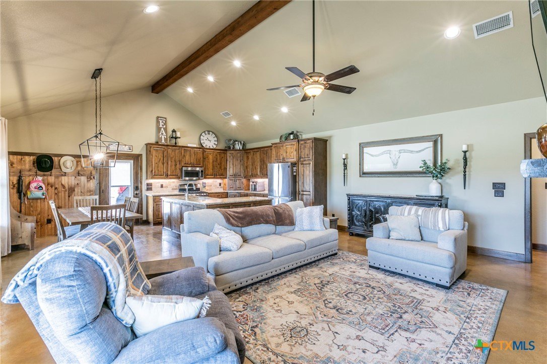Granger, Texas, 76530, United States, 3 Bedrooms Bedrooms, ,2 BathroomsBathrooms,Residential,For Sale,1923229