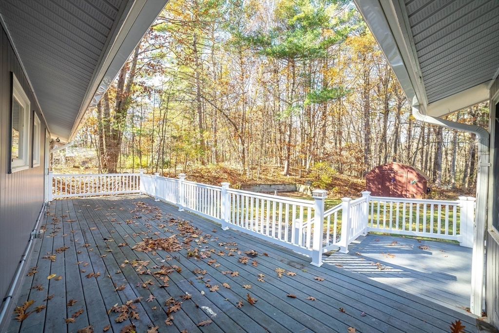 Holden, Massachusetts, 01520, United States, 3 Bedrooms Bedrooms, ,3 BathroomsBathrooms,Residential,For Sale,1991107