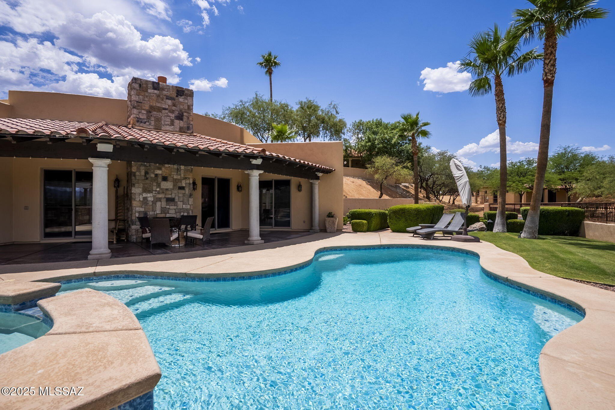 Nogales, Arizona, 85621, United States, 4 Bedrooms Bedrooms, ,7 BathroomsBathrooms,Residential,For Sale,1975895