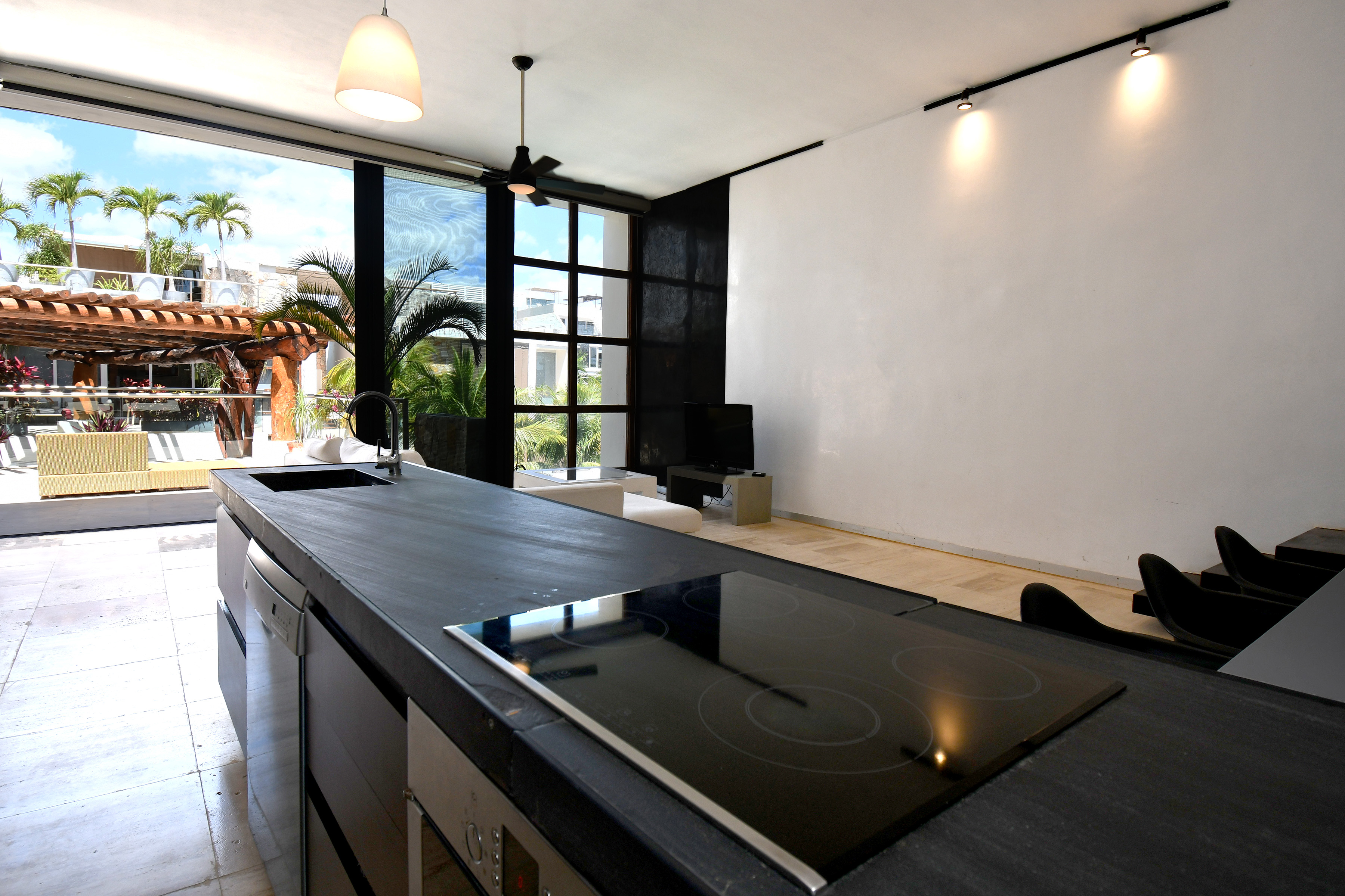  Coastal oasis high ceilings in Mamitas Beach - 物件實景