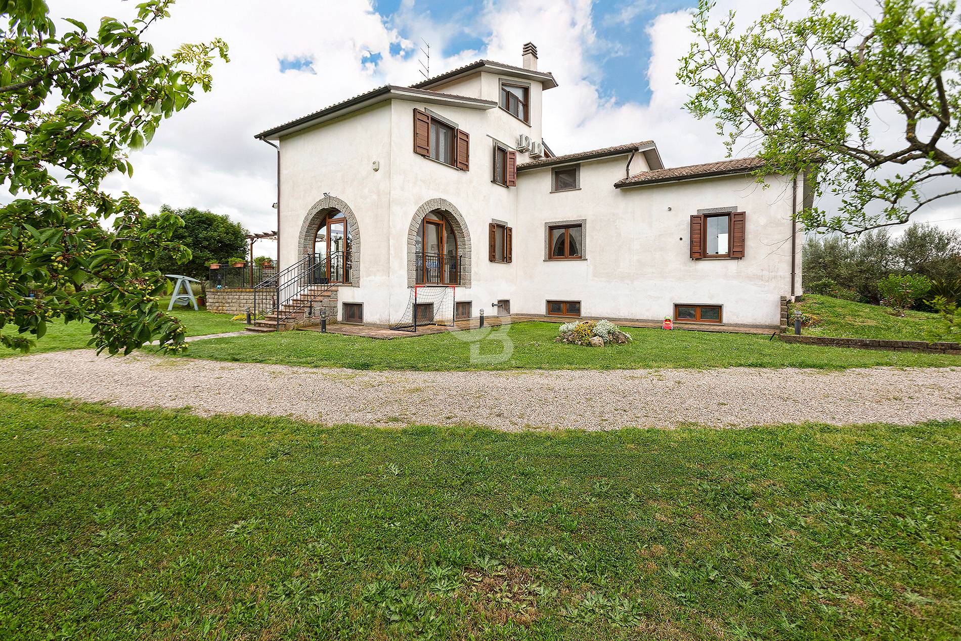 Viterbo, Viterbo, 01100, IT, 6 Bedrooms Bedrooms, ,4 BathroomsBathrooms,Residential,For Sale,1829158