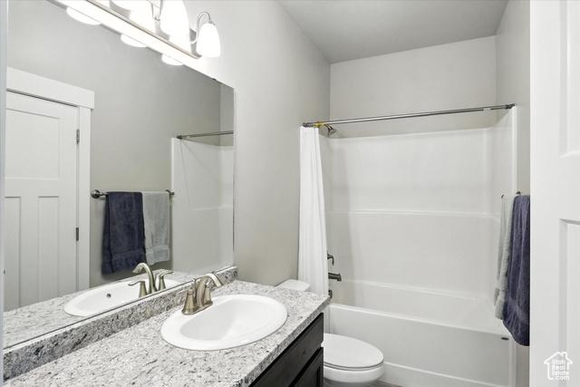 Hyrum, Utah, 84319, United States, 5 Bedrooms Bedrooms, ,3 BathroomsBathrooms,Residential,For Sale,1975409