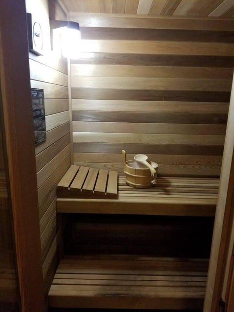 KLAMATH FALLS, Oregon, 97601, United States, 3 Bedrooms Bedrooms, ,3 BathroomsBathrooms,Residential,For Sale,1973852