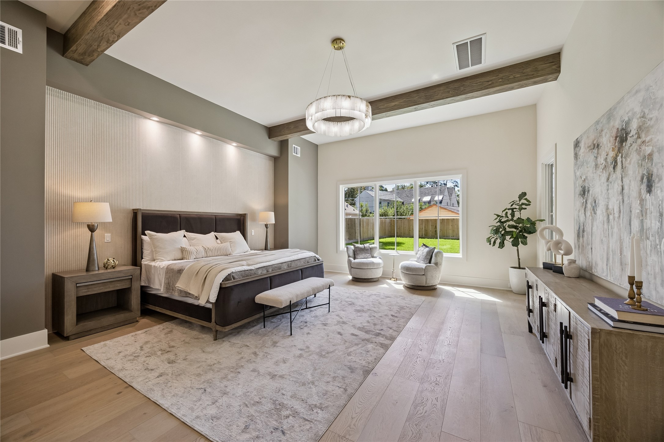  539 W 34th Street - 物件實景