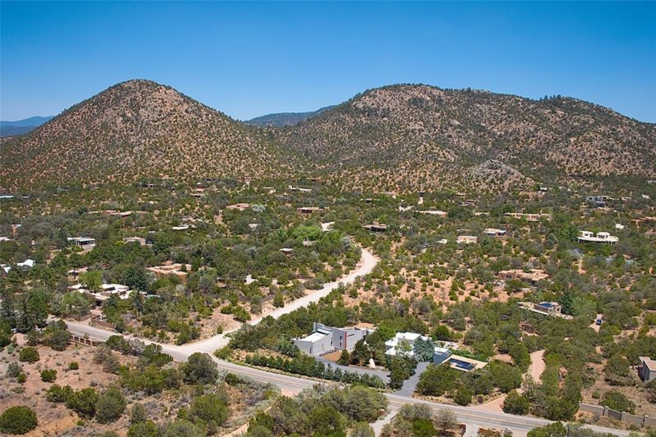  4007 Old Santa Fe Trail - 物件實景