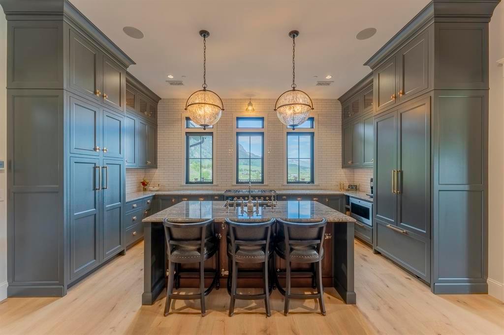 921 & 905 County Road 317, Crested Butte, Colorado, 81224, United States, 8 Bedrooms Bedrooms, ,9 BathroomsBathrooms,Residential,For Sale,921 & 905 County Road 317,1668871