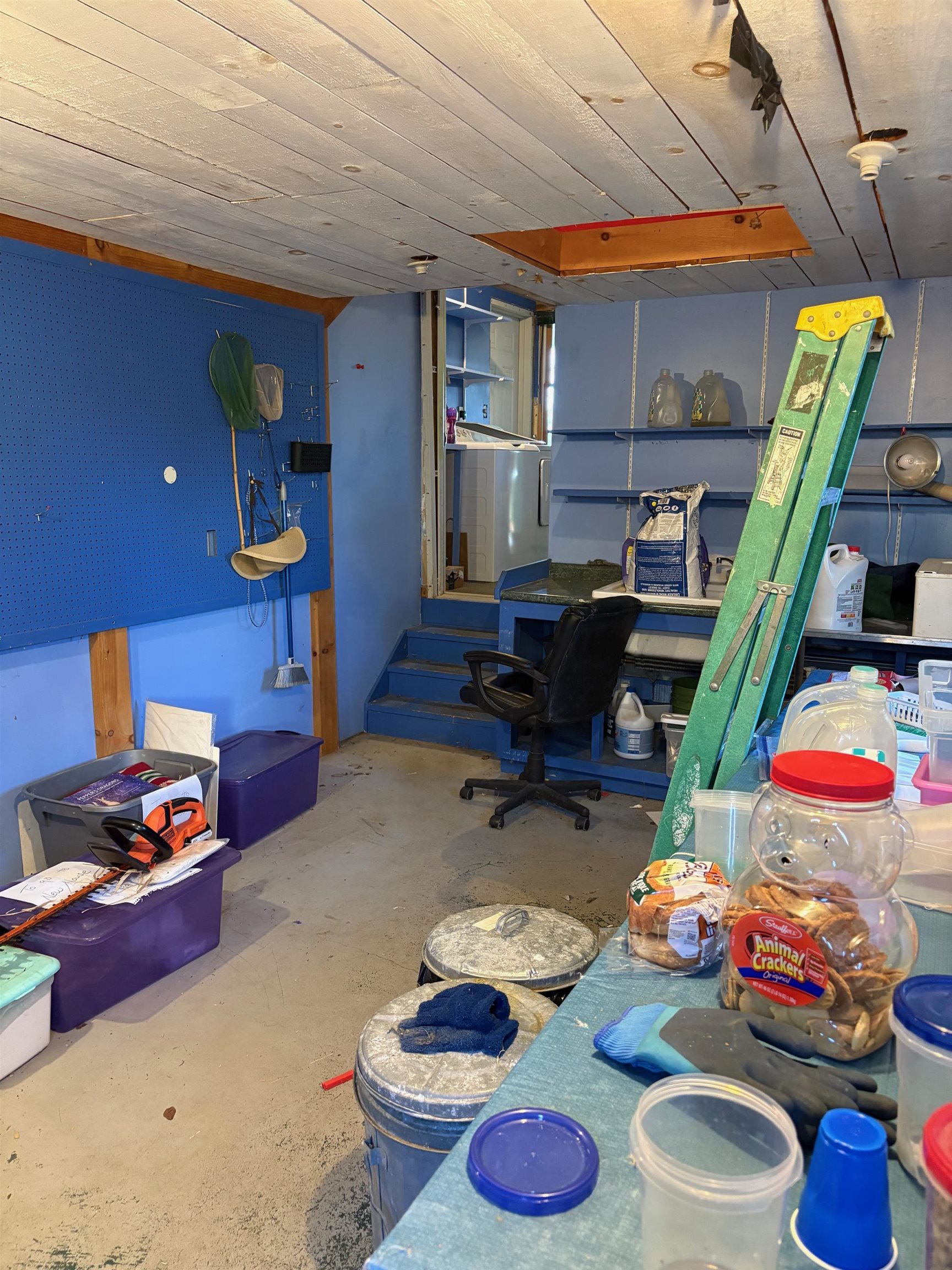 Winchester, New Hampshire, 03470, United States, 3 Bedrooms Bedrooms, ,2 BathroomsBathrooms,Residential,For Sale,2001940