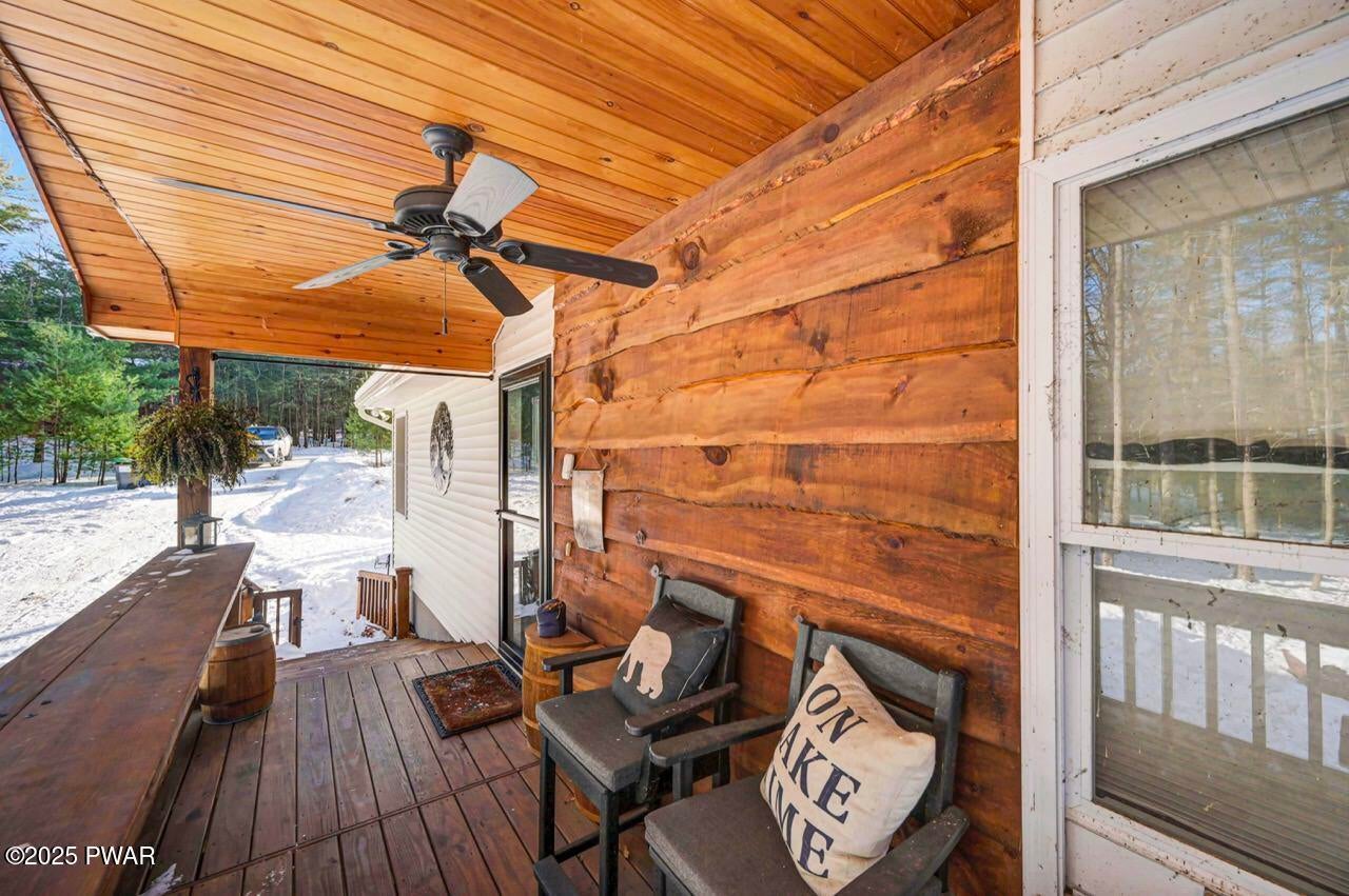 Dingmans Ferry, Pennsylvania, 18328, United States, 2 Bedrooms Bedrooms, ,1 BathroomBathrooms,Residential,For Sale,2006132