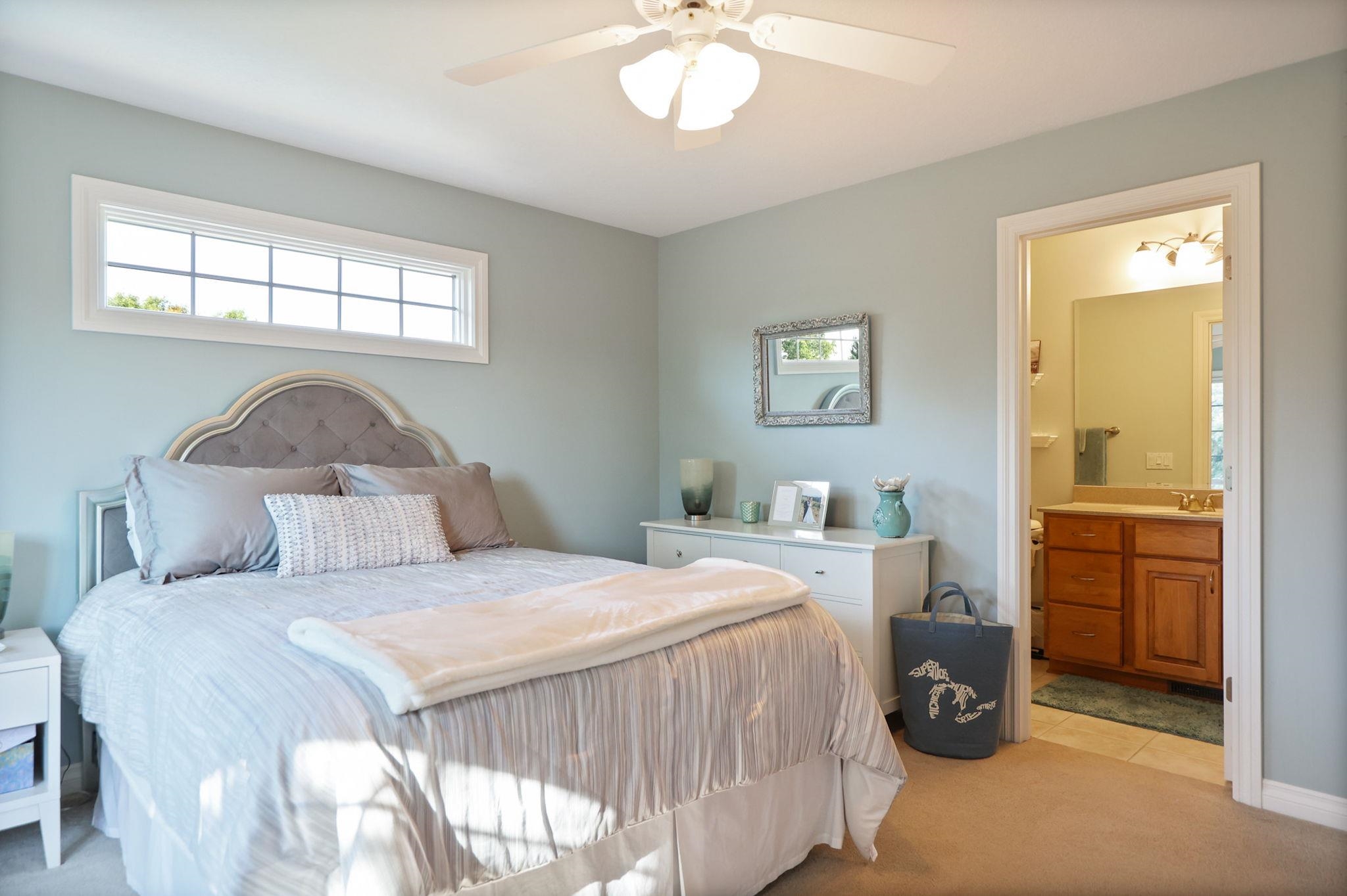 Frankenmuth, Michigan, 48734, United States, 5 Bedrooms Bedrooms, ,5 BathroomsBathrooms,Residential,For Sale,1989932