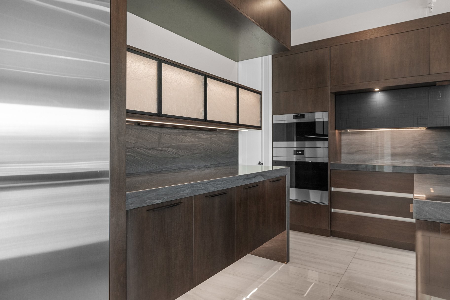  Thoughtfully Reimagined with Exceptional Design and Custom Craftsmanship - 物件實景