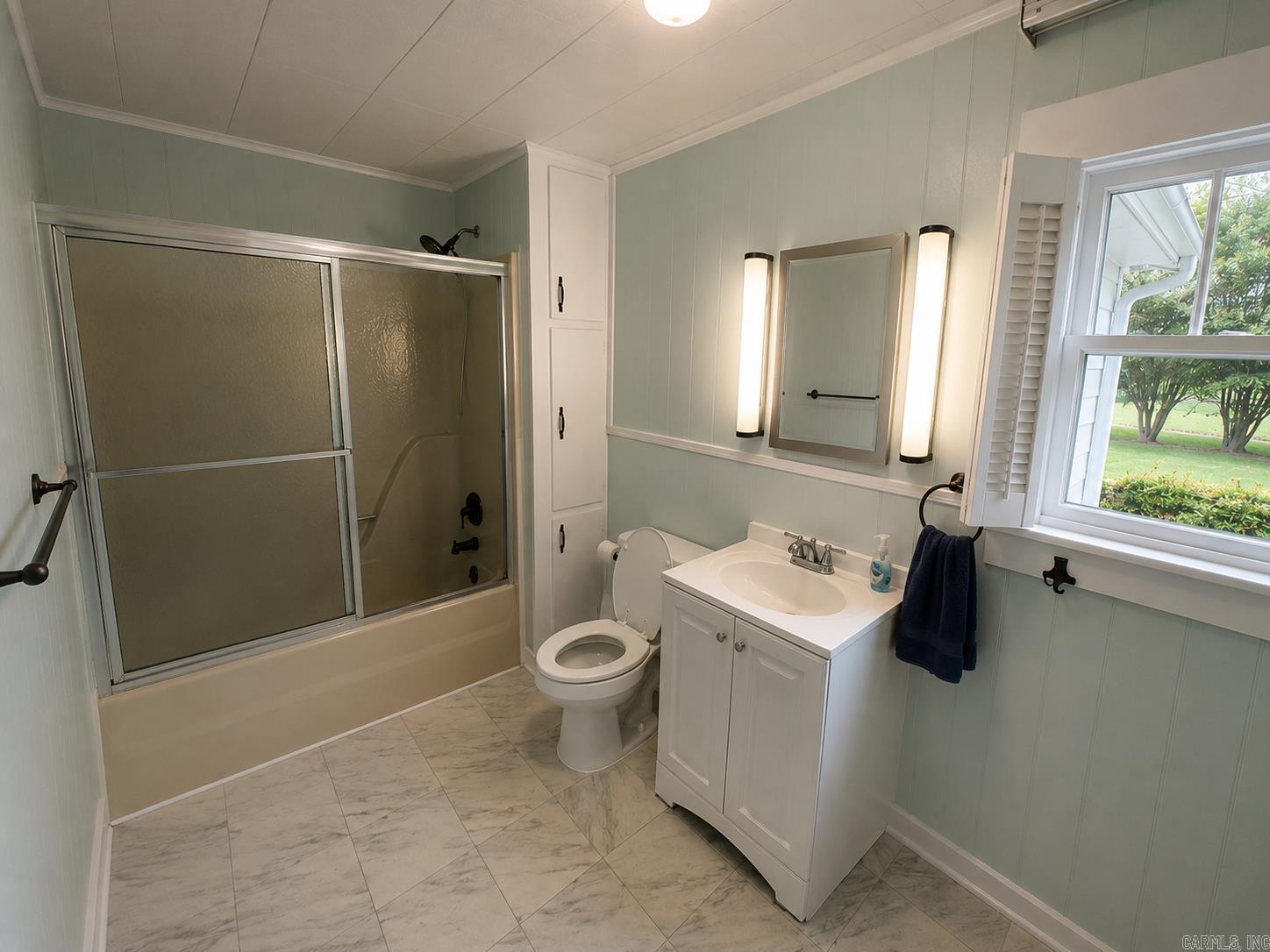 Conway, Arkansas, 72032, United States, 6 Bedrooms Bedrooms, ,4 BathroomsBathrooms,Residential,For Sale,2048675