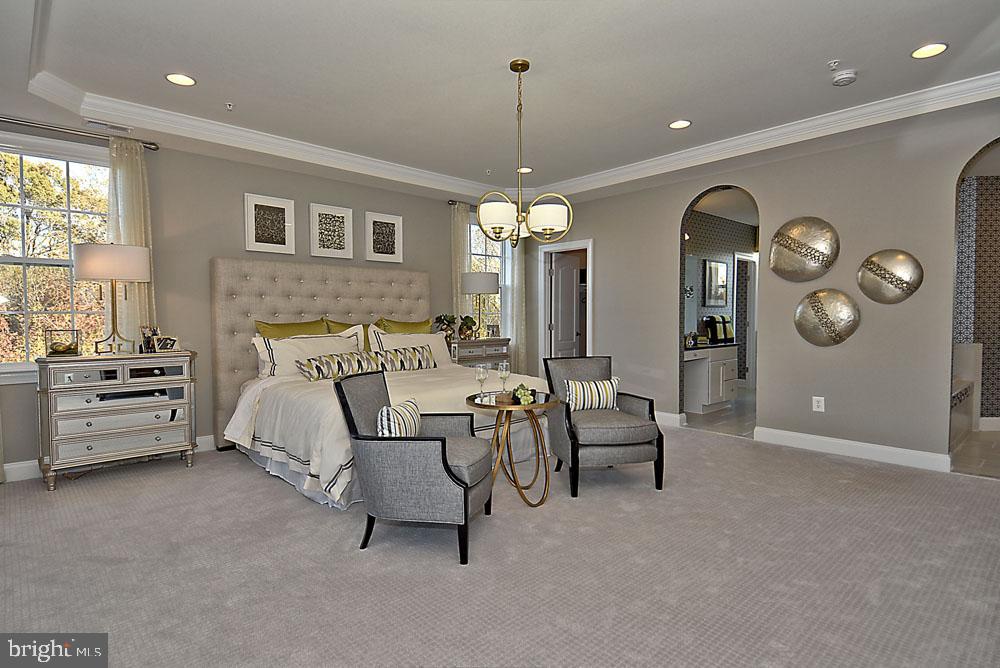 Clinton, Maryland, 20735, United States, 6 Bedrooms Bedrooms, ,6 BathroomsBathrooms,Residential,For Sale,1864170
