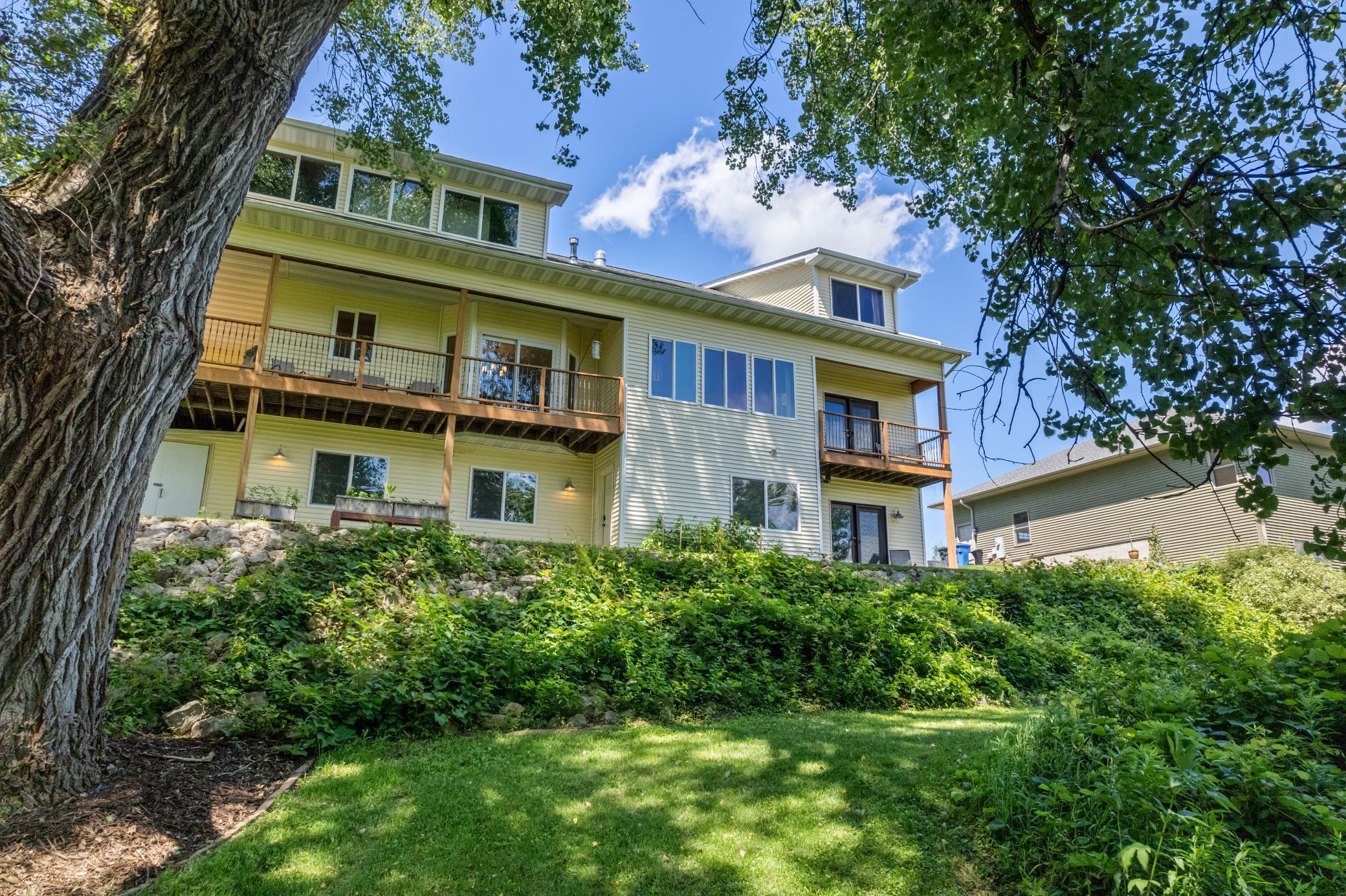 Winona, Minnesota, 55987, United States, 6 Bedrooms Bedrooms, ,4 BathroomsBathrooms,Residential,For Sale,1883576