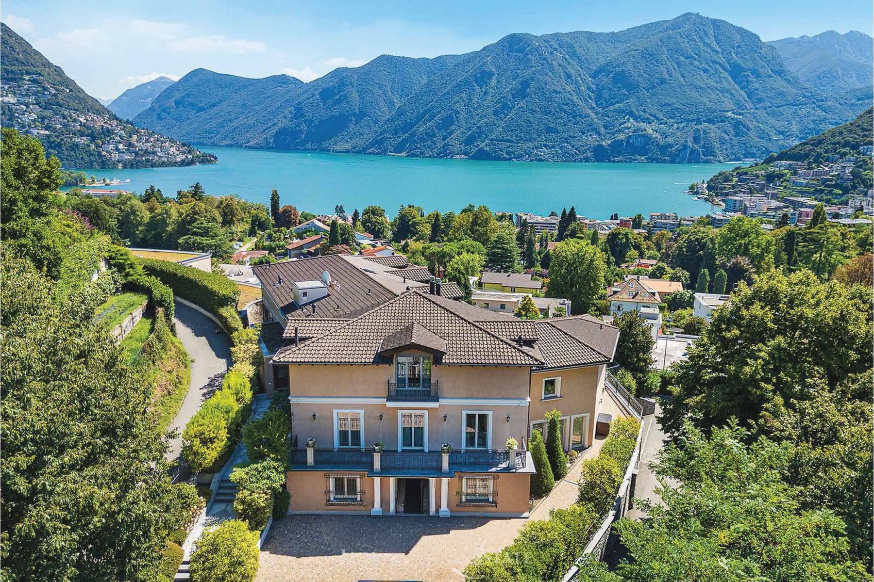  Majestic classic villa in dominant position - 物件實景
