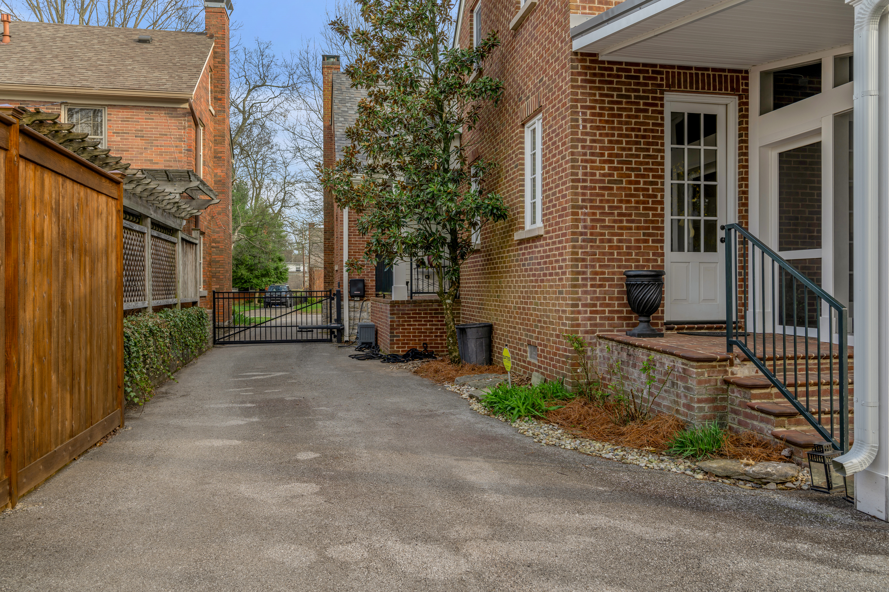  325 Kingsway Drive - 物件實景