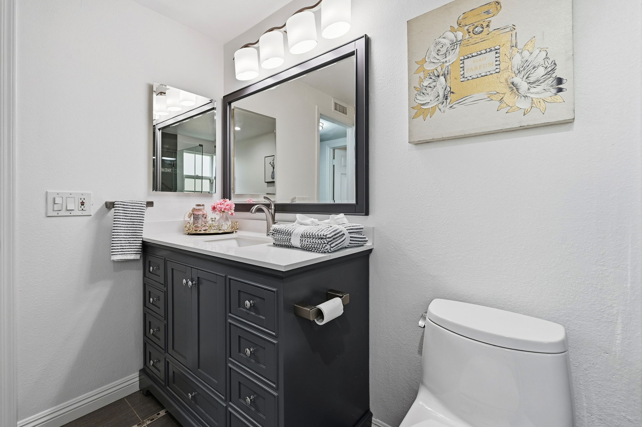 La Palma, California, 90623, United States, 4 Bedrooms Bedrooms, ,3 BathroomsBathrooms,Residential,For Sale,2015346